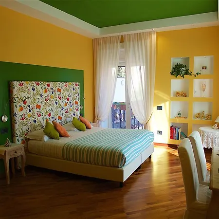 Il Giardino Segreto Bed & Breakfast Sorrento Exterior photo